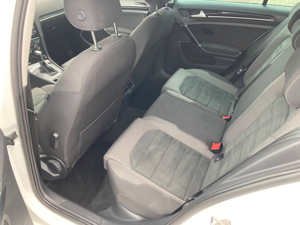 VW Golf VII 1,5 TSi 150 Highline Variant DSG 5d