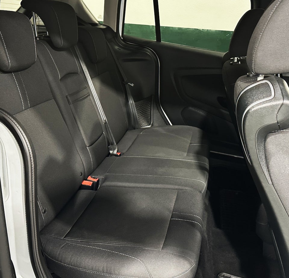 Ford B-MAX 1,0 SCTi 100 Titanium 5d