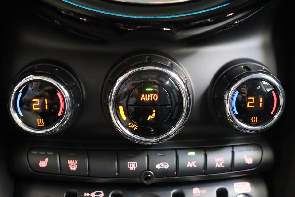 MINI Cooper SE Classic Trim 3d