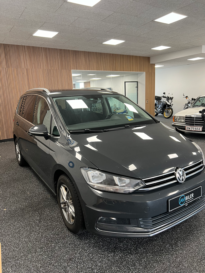 VW Touran 2,0 TDi 150 Highline DSG 7prs 5d