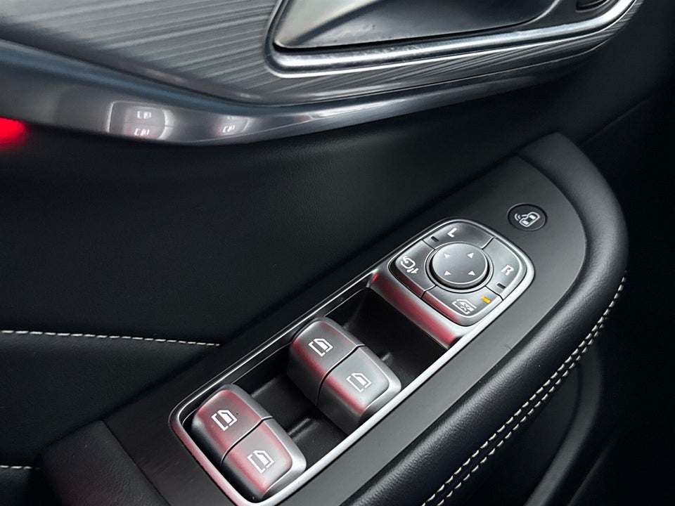 MG Marvel R Luxury 5d