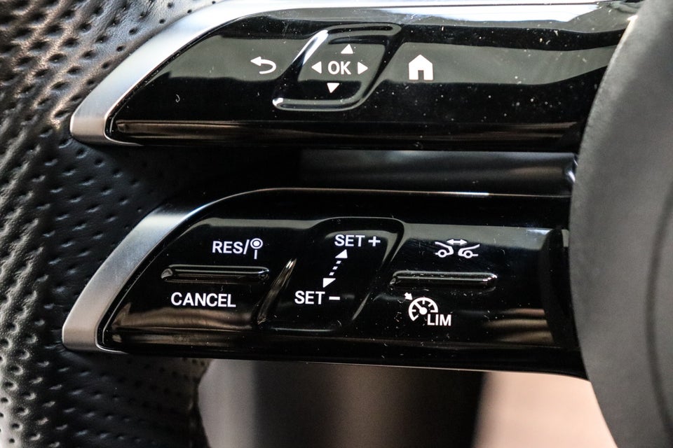 Mercedes C300 d 2,0 AMG Line stc. aut. 5d