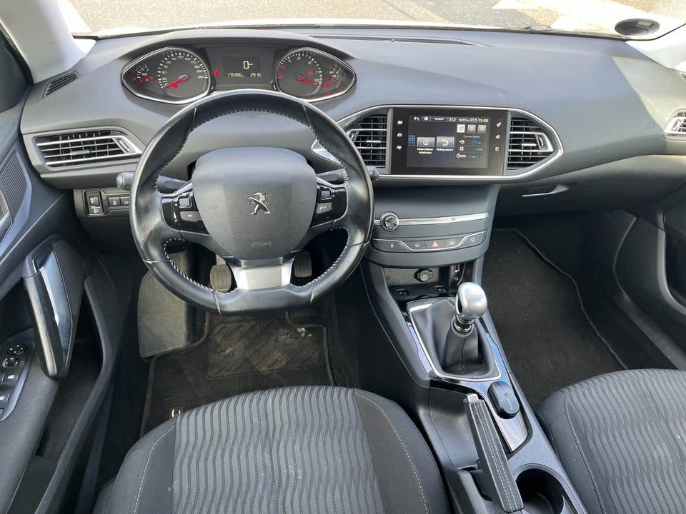 Peugeot 308 1,6 BlueHDi 120 Active 5d