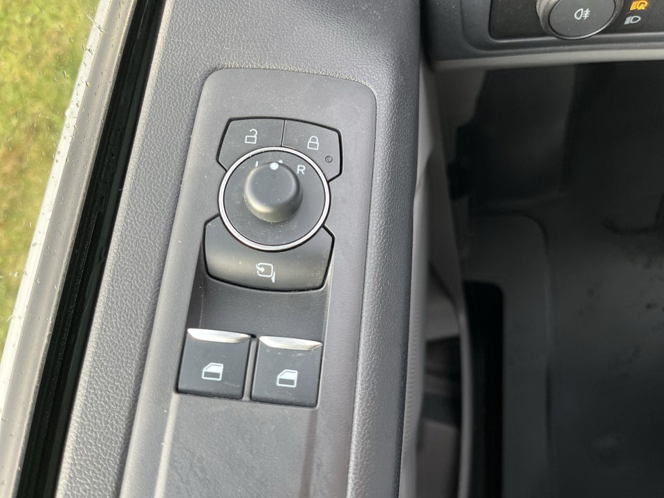 Ford E-Transit Custom 340L 64 Limited