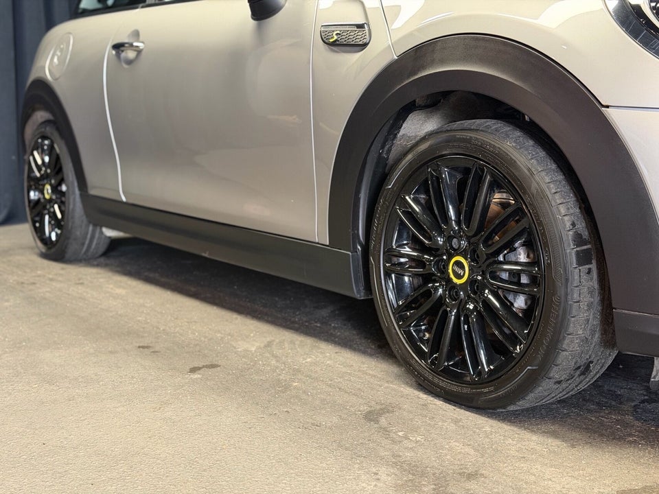 MINI Cooper SE Edition Premium 3d