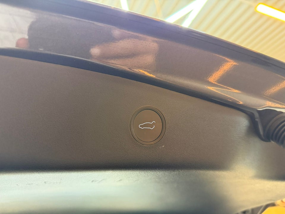 Tesla Model 3 Standard Range+ RWD 4d