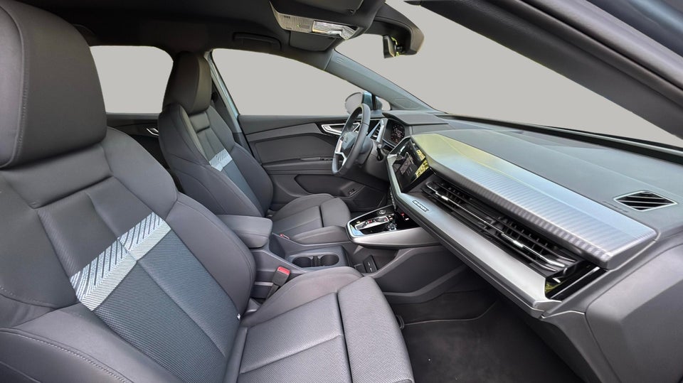 Audi Q4 e-tron 45 Advanced 5d