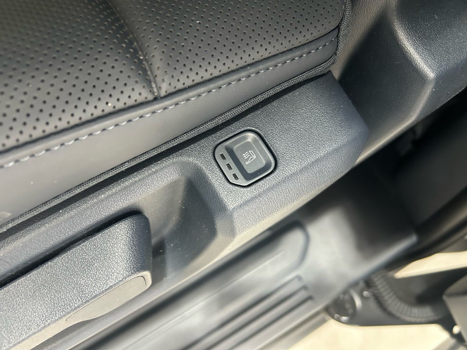 Kia PV5 71 Long Range Prestige 5d