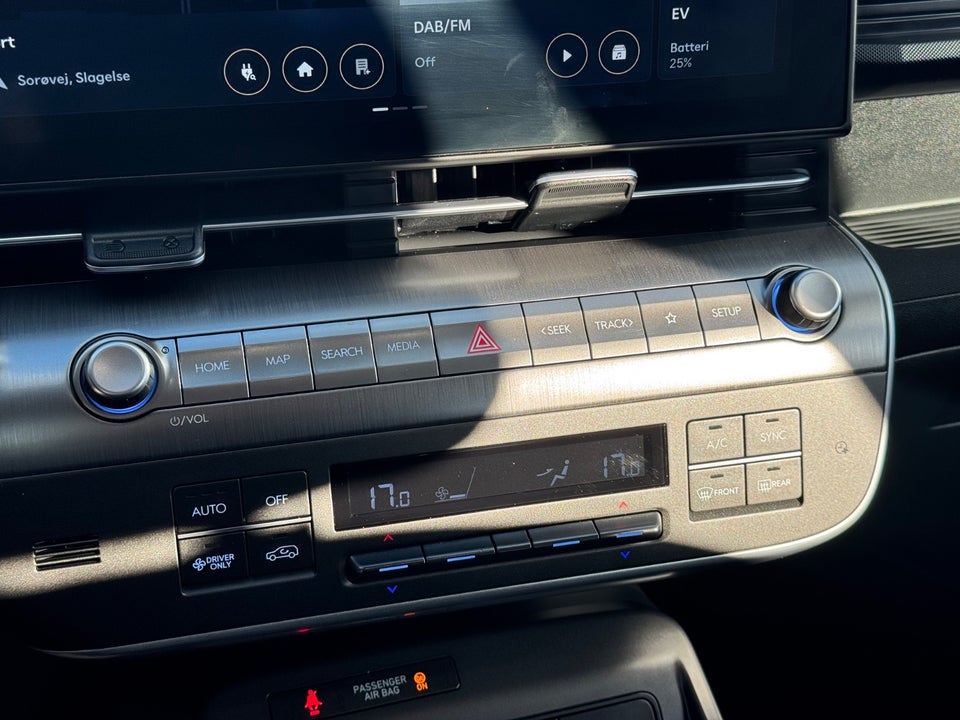 Hyundai Kona 65 EV Essential 5d