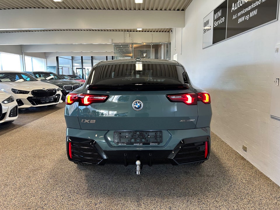 BMW iX2 xDrive30 Fully Charged 5d