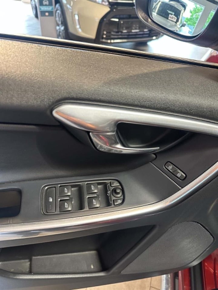 Volvo XC60 2,0 T5 245 Summum aut. 5d