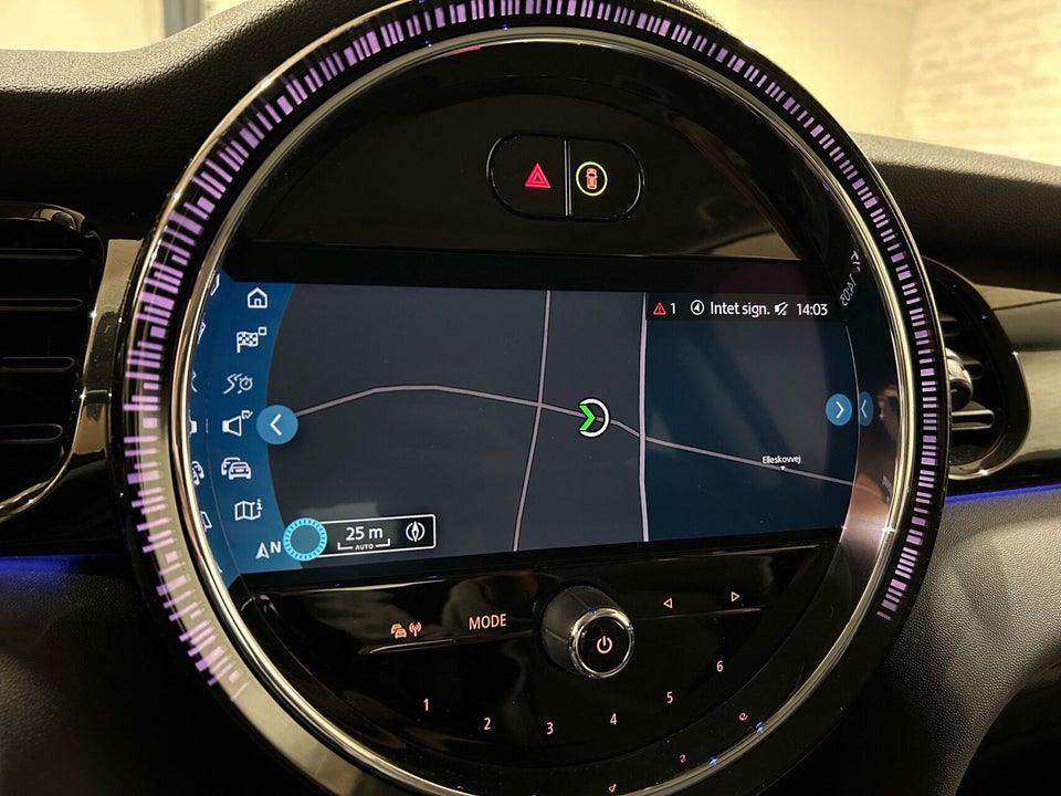 MINI Cooper SE Classic Trim 3d