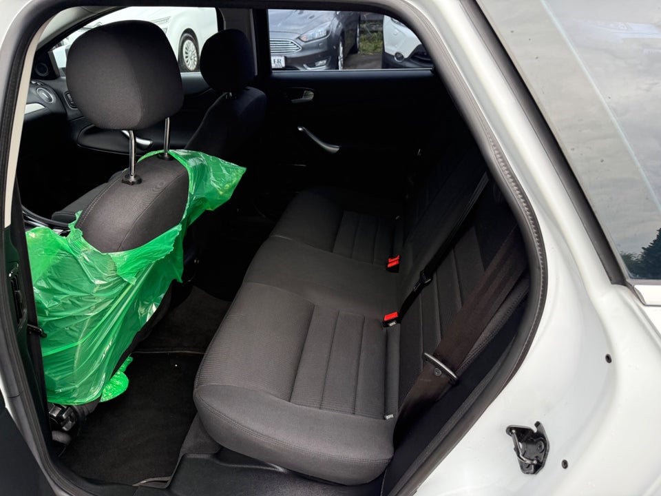 Ford Mondeo 2,0 EcoBoost Titanium aut. 5d