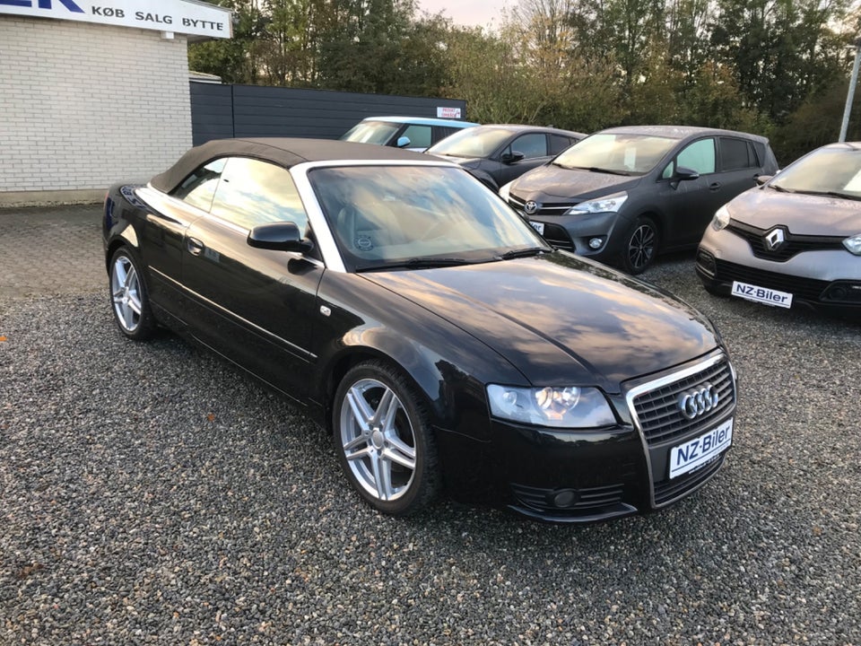 Audi A4 3,0 V6 Cabriolet Multitr. 2d