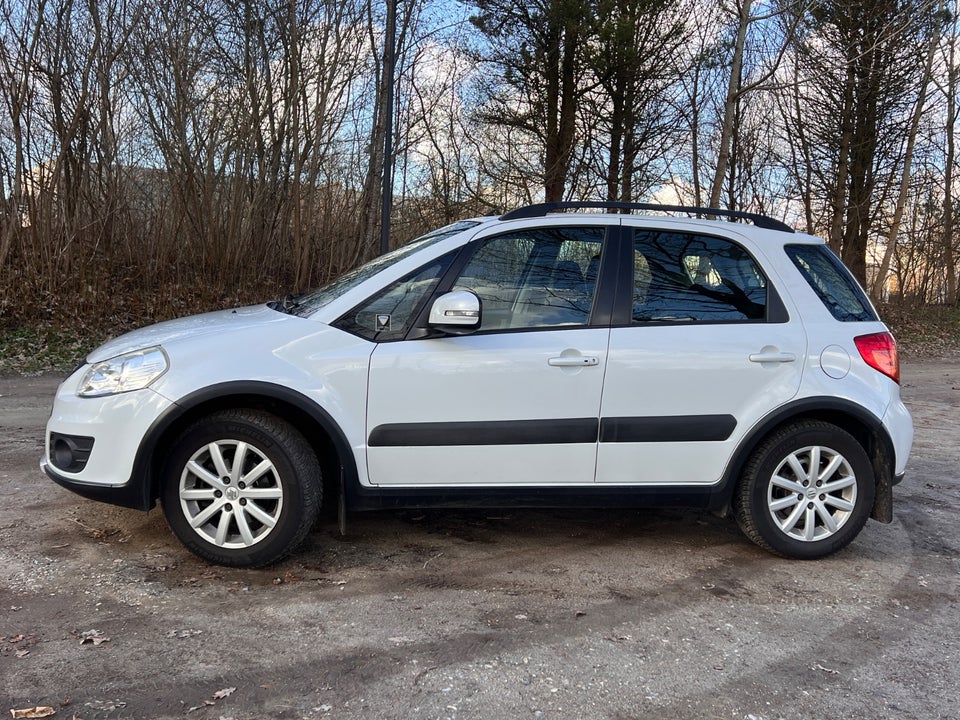 Suzuki SX4 1,6 CombiBack Exclusive 5d