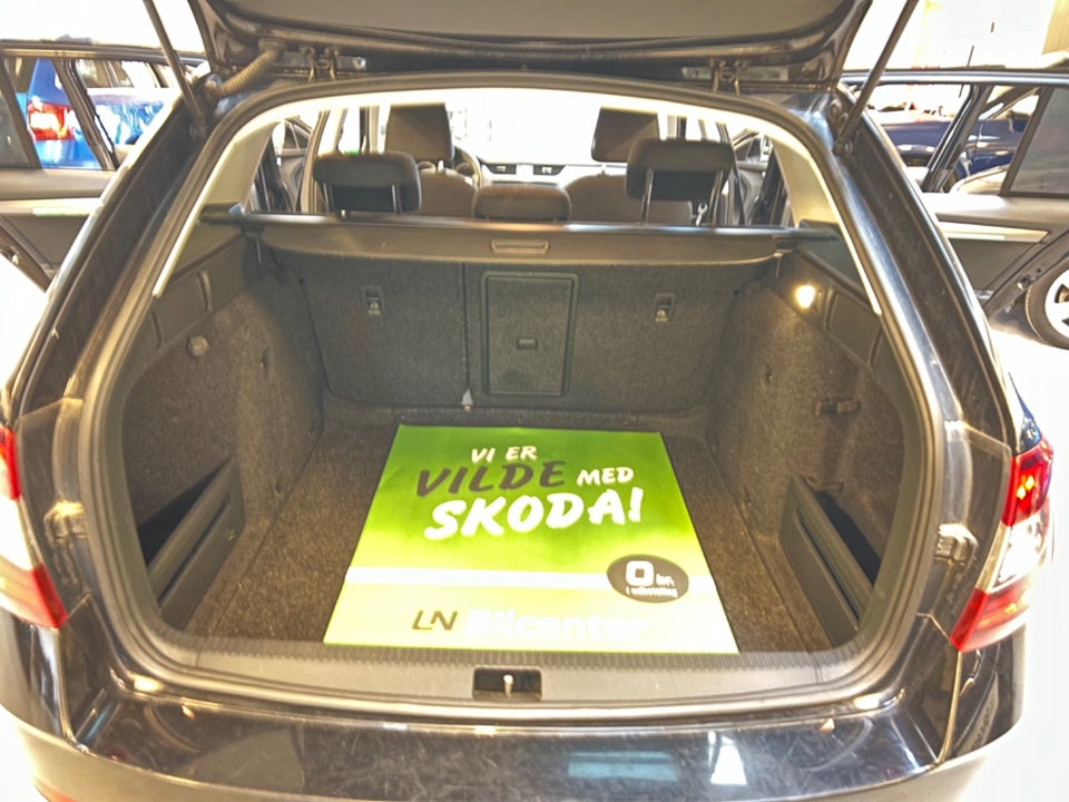 Skoda Octavia 1,8 TSi 180 Style Combi DSG 5d