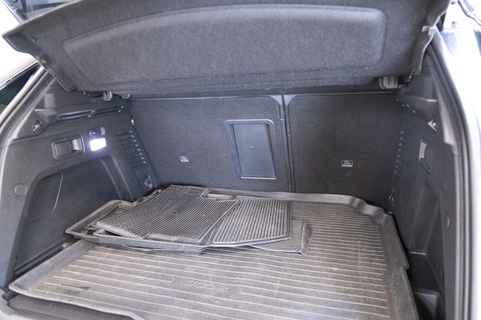Peugeot 3008 1,6 PureTech 180 GT Line EAT8 5d