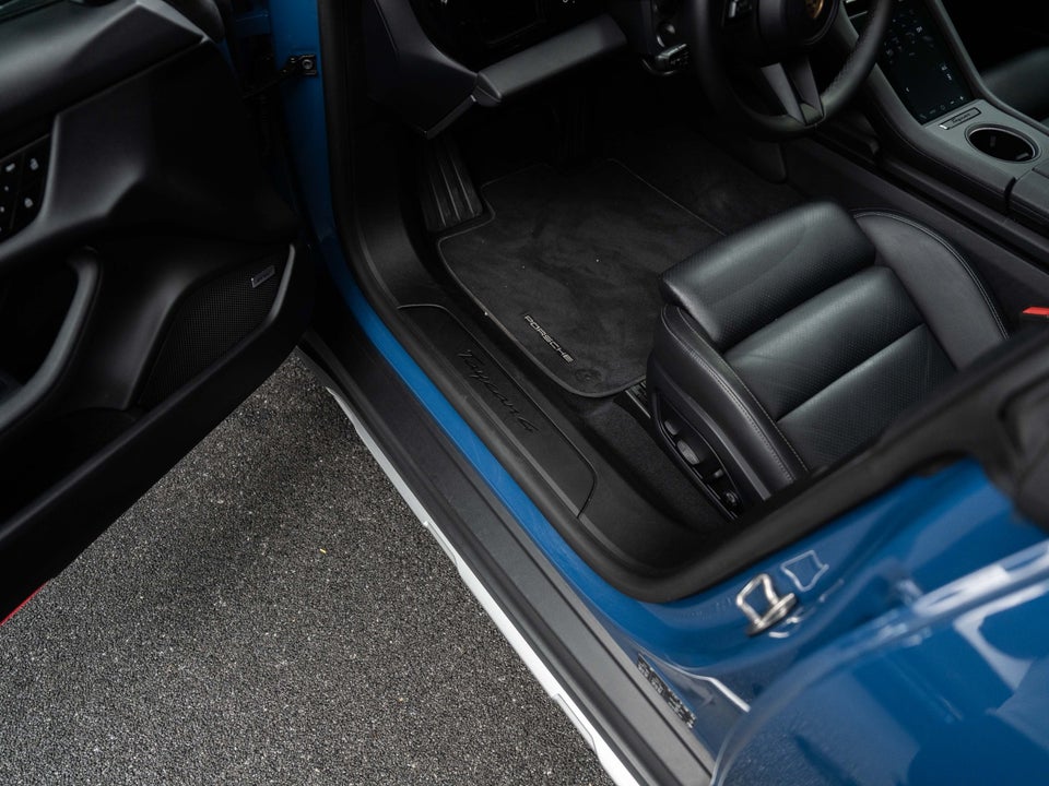 Porsche Taycan 4 Performance+ 75 Years Cross Turismo 5d