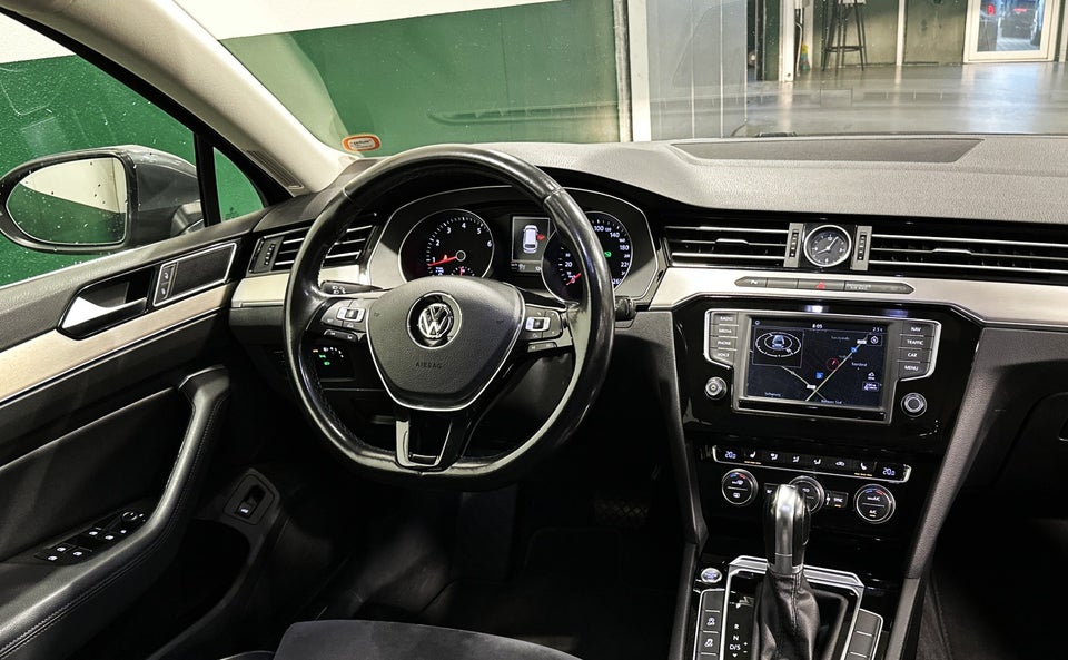 VW Passat 1,8 TSi 180 Highline Variant DSG 5d
