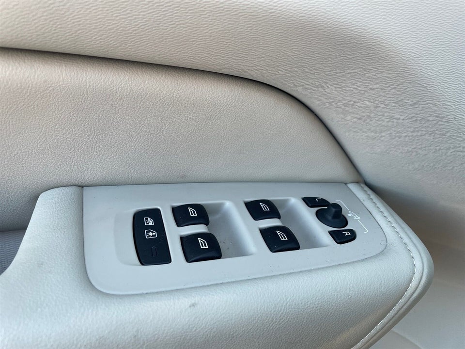 Volvo XC60 2,0 T6 ReCharge Ultra aut. AWD 5d