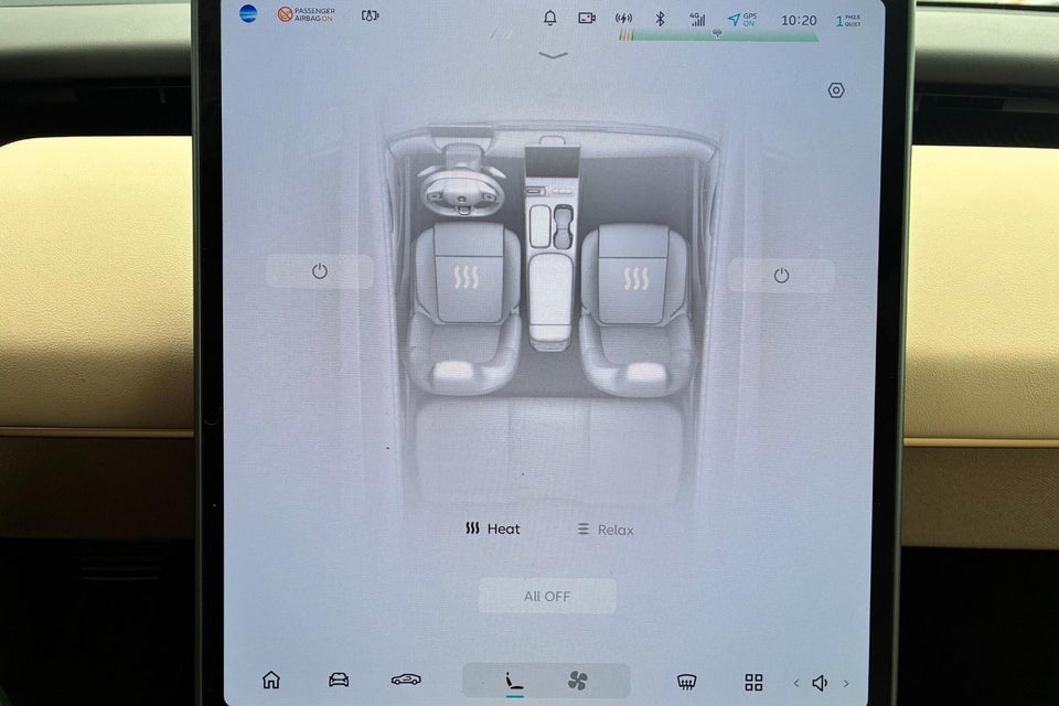 NIO ET5 75 Standard Range 4d
