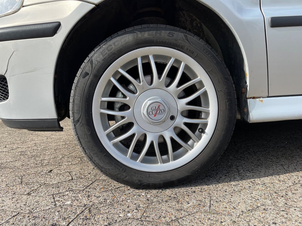 VW Polo 1,4 16V Comfortline aut. 3d