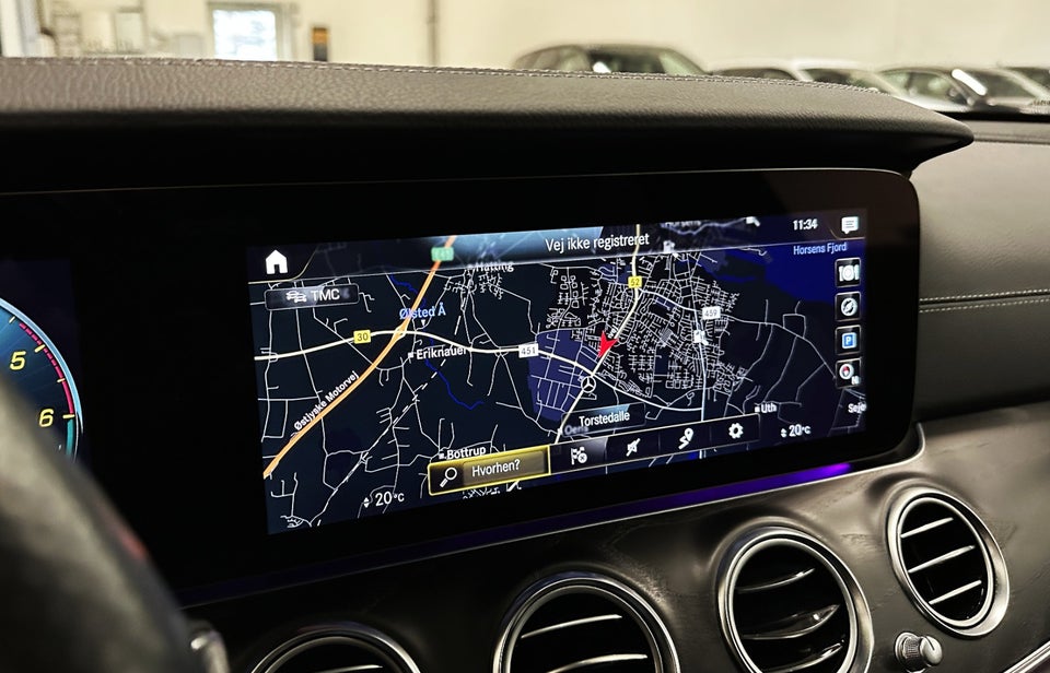 Mercedes E300 de 2,0 AMG Line stc. aut. 5d