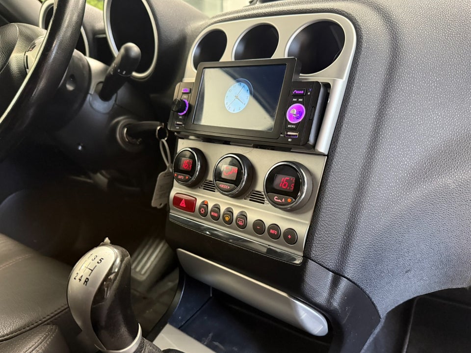 Alfa Romeo 156 2,0 JTS Berlina 4d