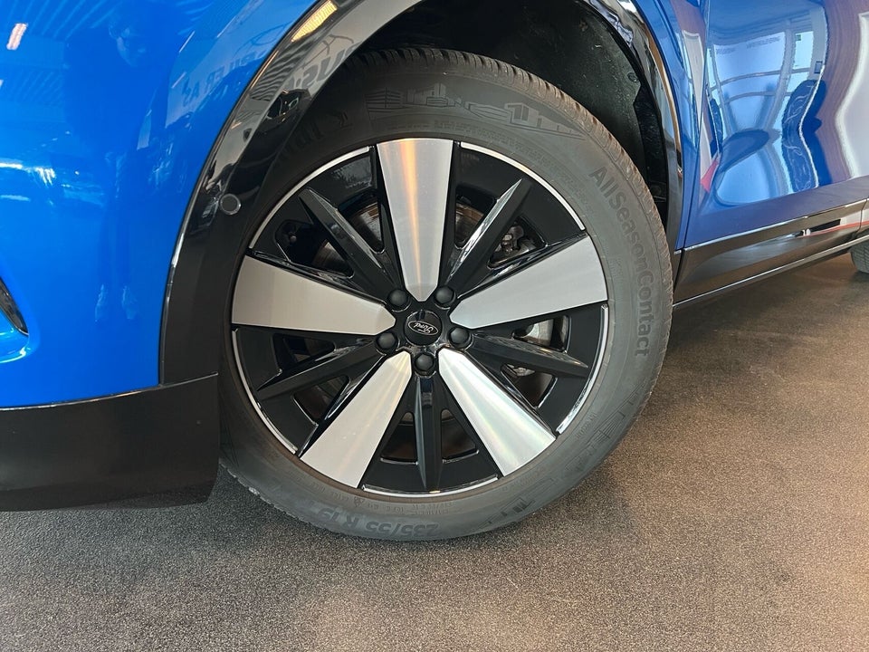 Ford Capri 77 Select Extended Range 5d