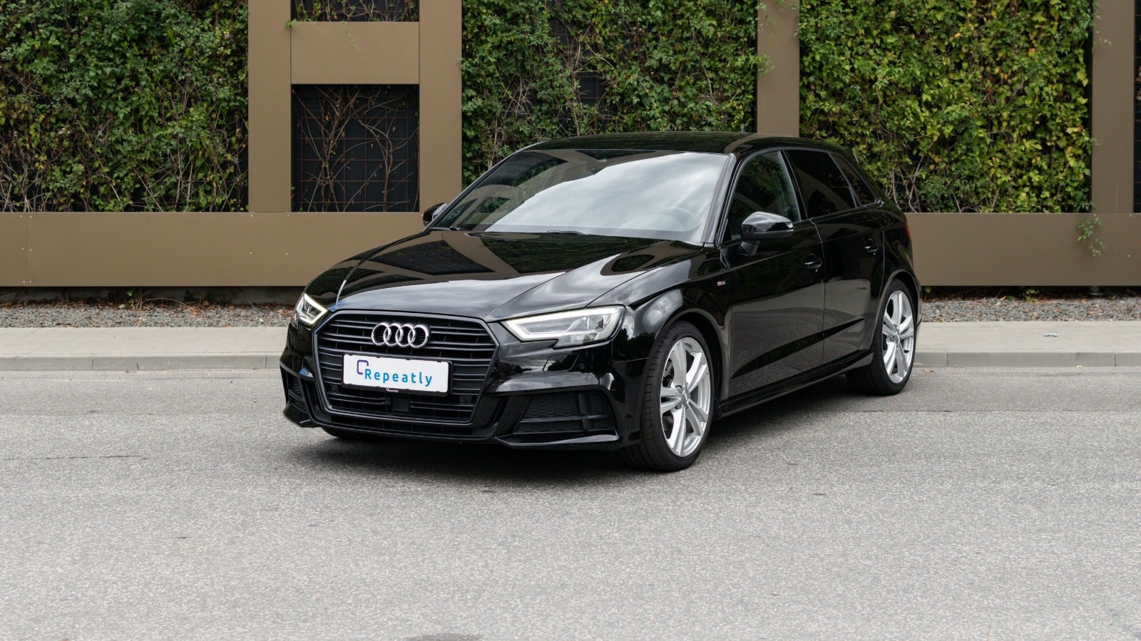 Audi A3 1,5 TFSi 150 S-line S-tr. 4d