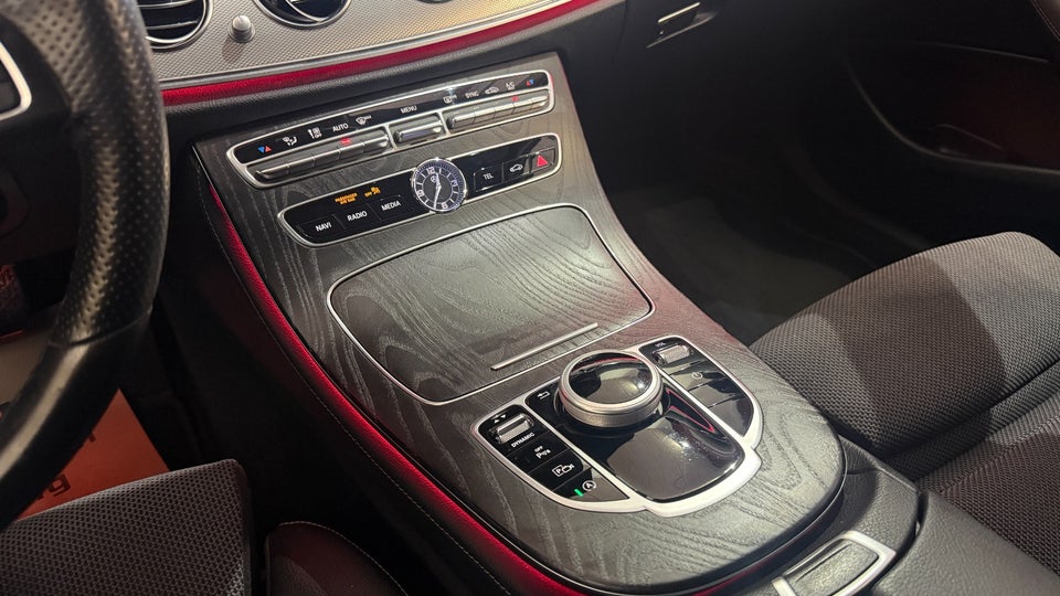 Mercedes E300 2,0 Avantgarde aut. 4d