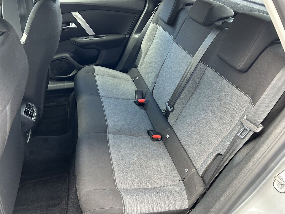 Citroën C4 1,2 PureTech 130 Feel EAT8 5d