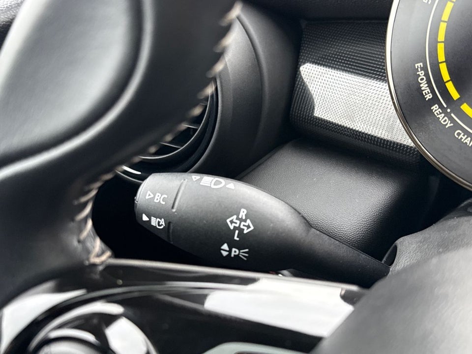 MINI Cooper SE Trim XL 3d