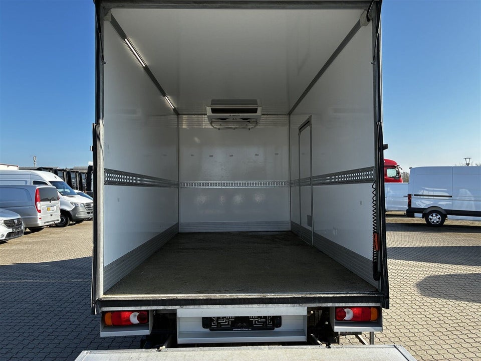 Renault Master III T35 2,3 dCi 145 L3 Box m/lift 2d