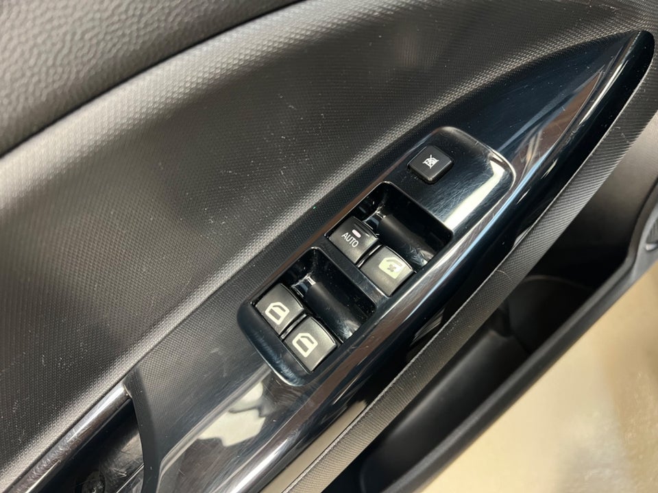 Mitsubishi Space Star 1,2 Inlead 5d