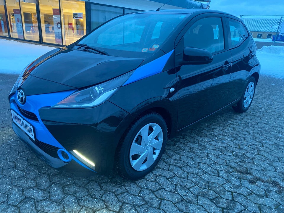 Toyota Aygo 1,0 VVT-i x-clusiv 5d