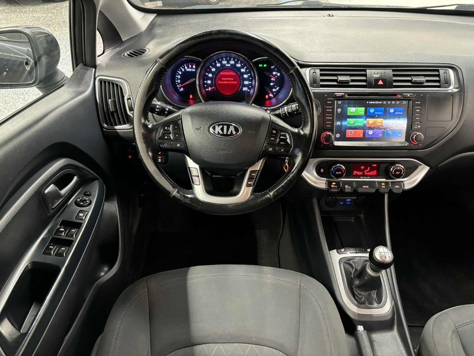 Kia Rio 1,4 CRDi 90 Attraction 5d