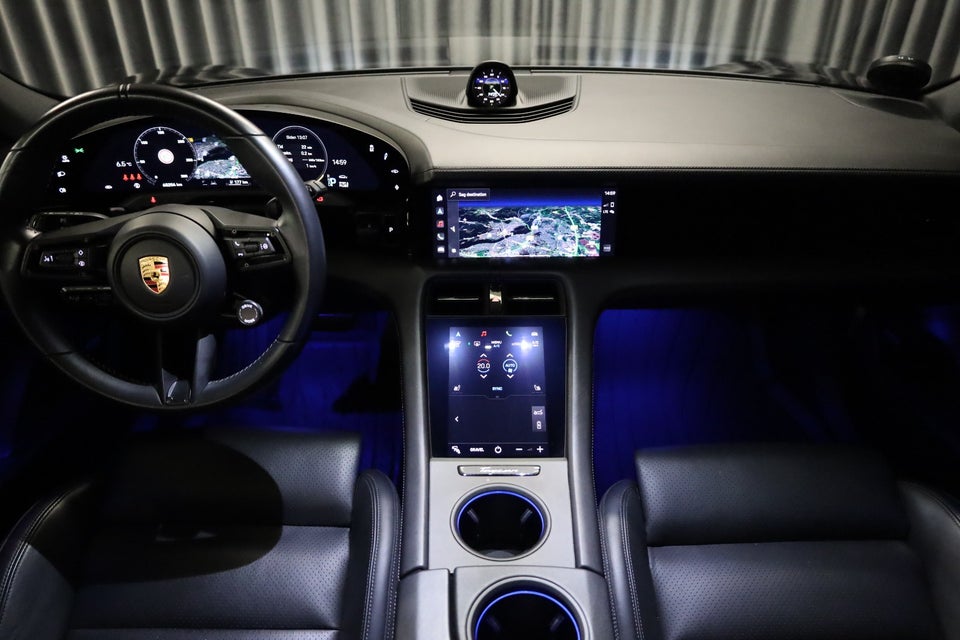 Porsche Taycan 4 Performance+ Cross Turismo 5d