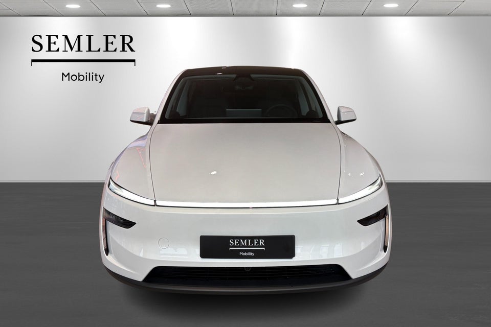 Tesla Model Y Long Range AWD 5d