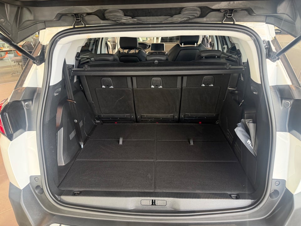 Peugeot 5008 1,2 e-THP 130 Allure 7prs 5d