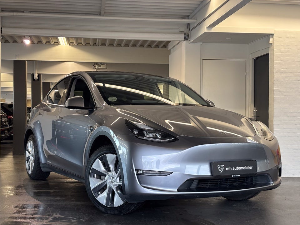 Tesla Model Y Long Range AWD 5d