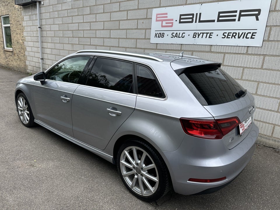 Audi A3 1,4 e-tron Sport Sportback S-tr. 5d