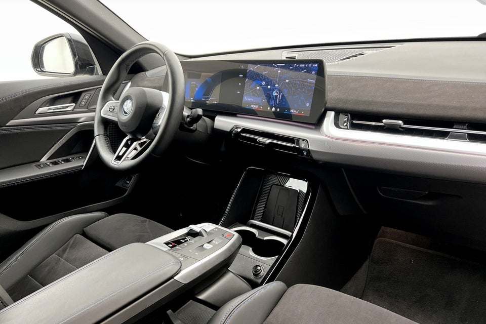 BMW iX2 eDrive20 M-Sport 5d