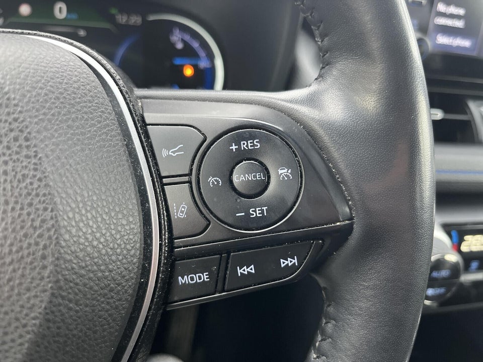 Toyota RAV4 2,5 Hybrid H3 Style MDS 5d