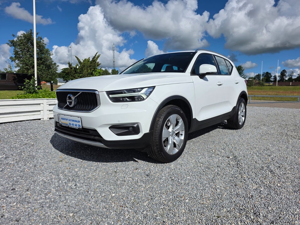 Volvo XC40 2,0 D4 190 Momentum aut. AWD 5d
