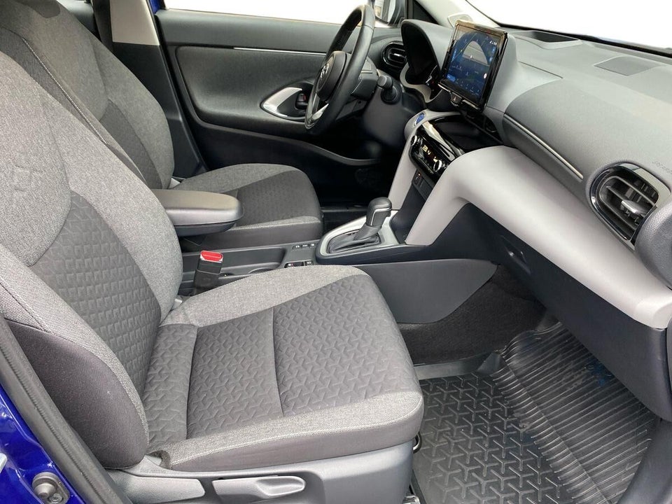 Toyota Yaris Cross 1,5 Hybrid Active Tech e-CVT 5d