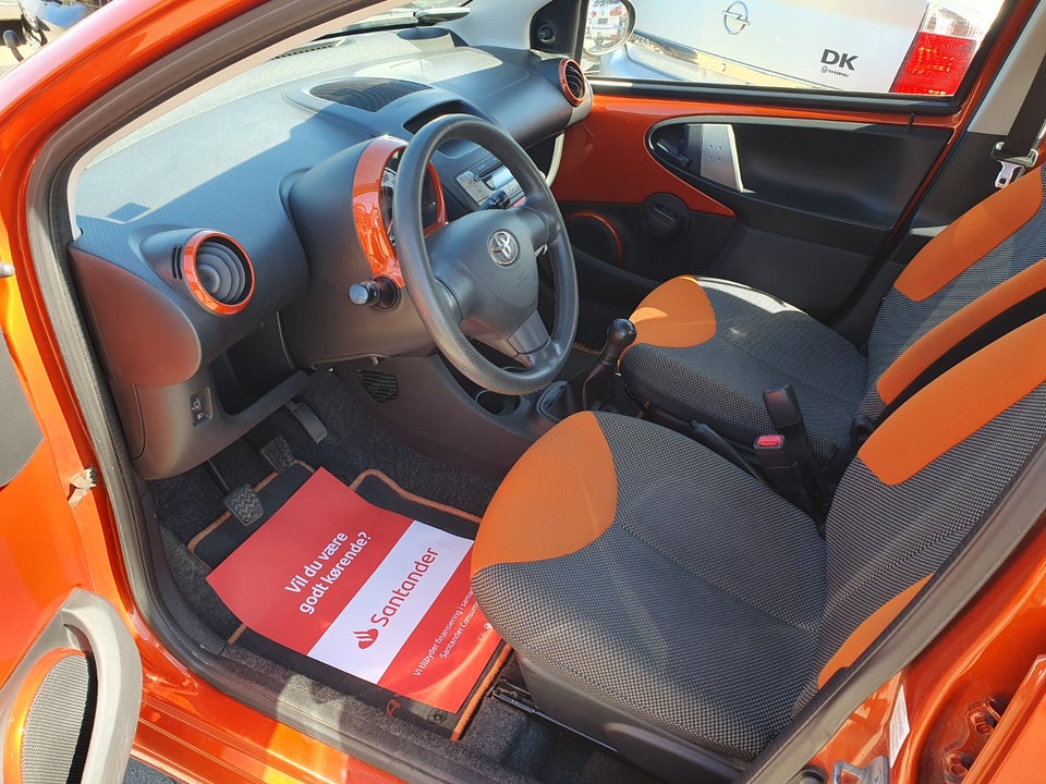 Toyota Aygo 1,0 VVT-i T2 5d