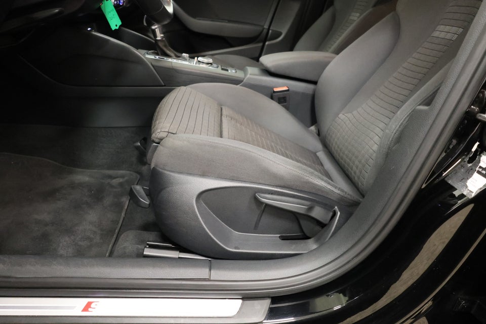 Audi A3 40 TFSi Sport S-tr. 4d