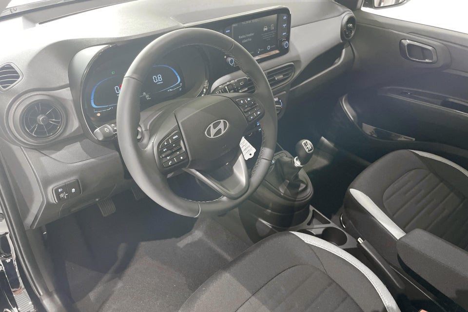 Hyundai i10 1,0 MPi Essential 5d