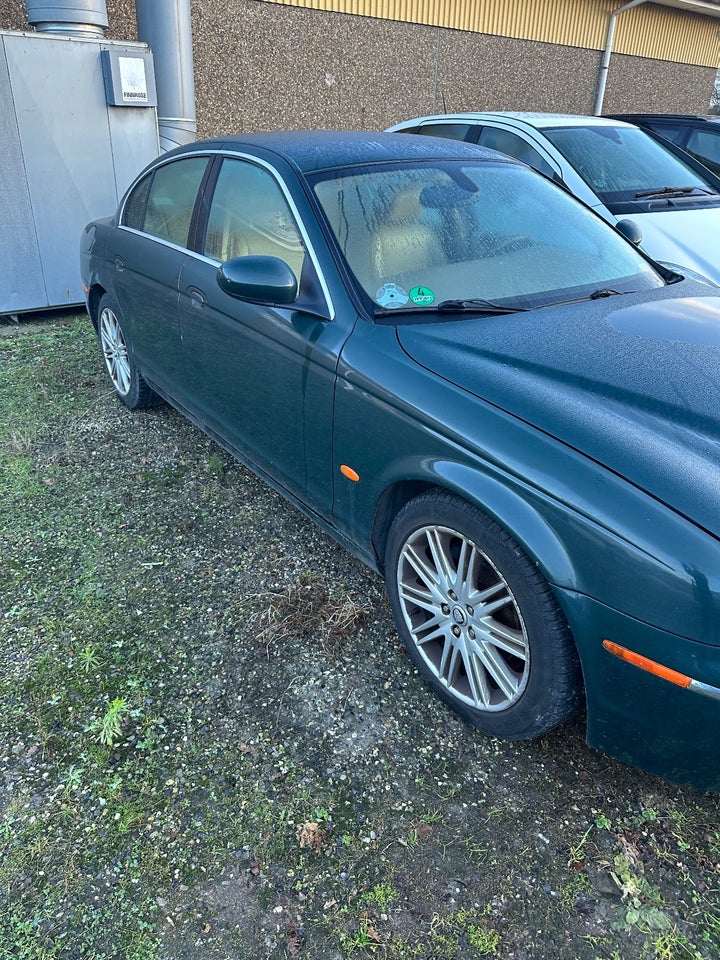 Jaguar S-Type 3,0 Deluxe aut. 4d
